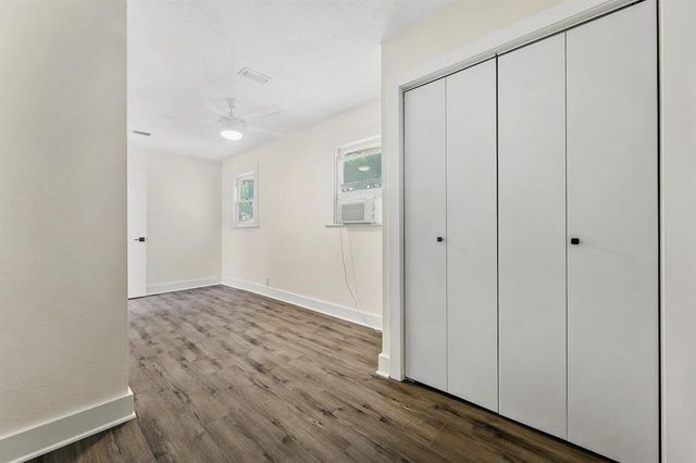 610 W 35th ST B, Austin, TX 78705