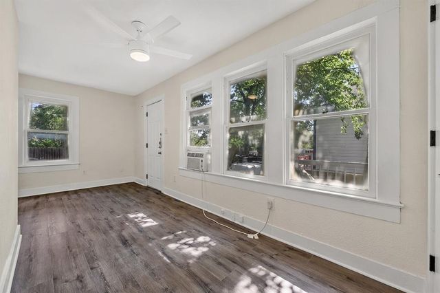 610 W 35th ST B, Austin, TX 78705