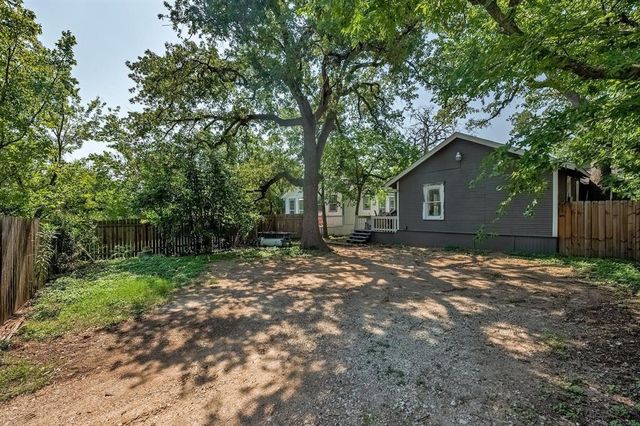 610 W 35th ST B, Austin, TX 78705