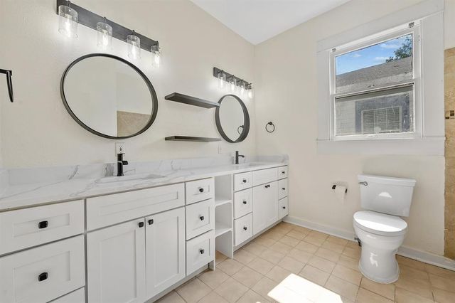 610 W 35th ST B, Austin, TX 78705