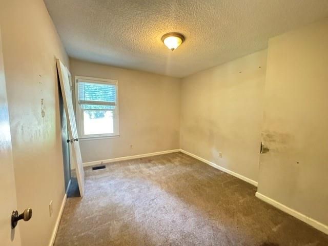92 Fox Drive, Dallas, GA 30157