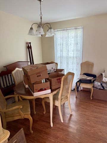 1025 Woodmont Dr, Gallatin, TN 37066