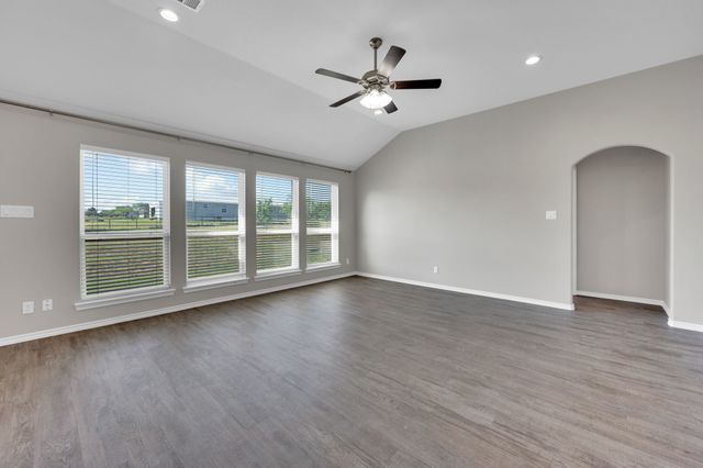 656 Bunk House Road, Venus, TX 76084