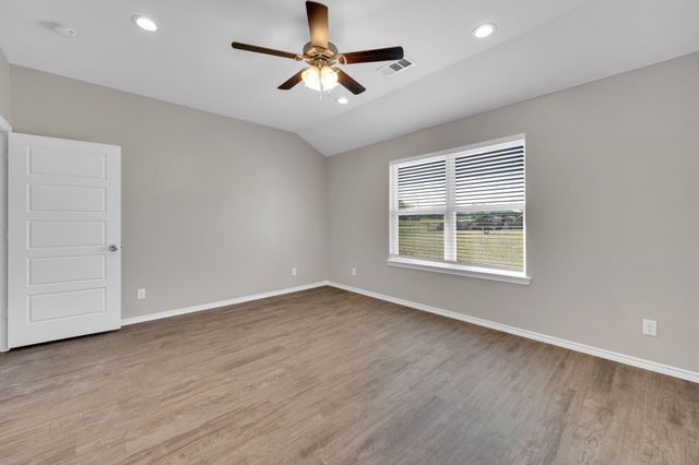 656 Bunk House Road, Venus, TX 76084