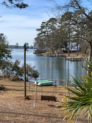 1519 Kenwood Road, Manning, SC 29102