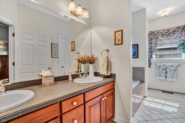 131 STONEY MILL RD, Rocky Mount, VA 24151