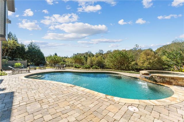 452 Meadow Watch Lane, Atlanta, GA 30350