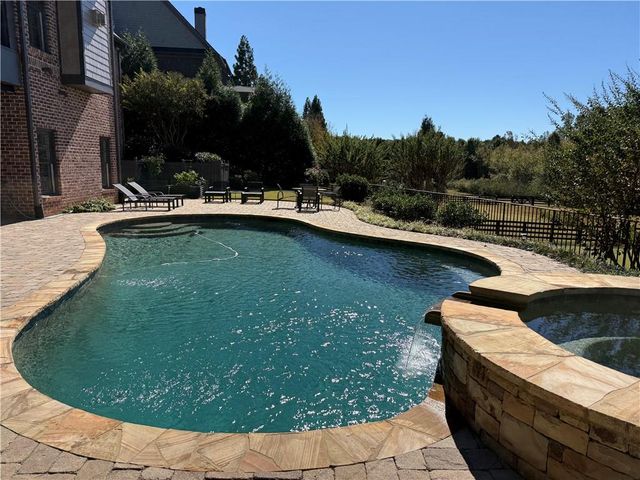 452 Meadow Watch Lane, Atlanta, GA 30350