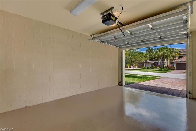 9528 Avellino WAY 2526, Naples, FL 34113