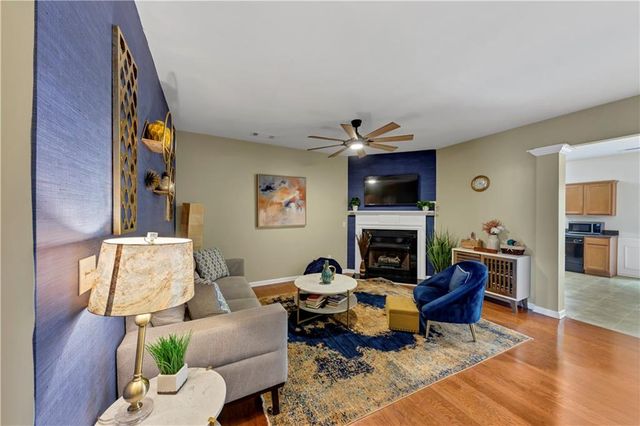 1936 Lakeshore Overlook Circle NW, Kennesaw, GA 30152