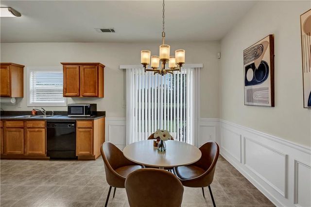 1936 Lakeshore Overlook Circle NW, Kennesaw, GA 30152