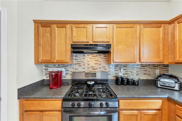 1936 Lakeshore Overlook Circle NW, Kennesaw, GA 30152