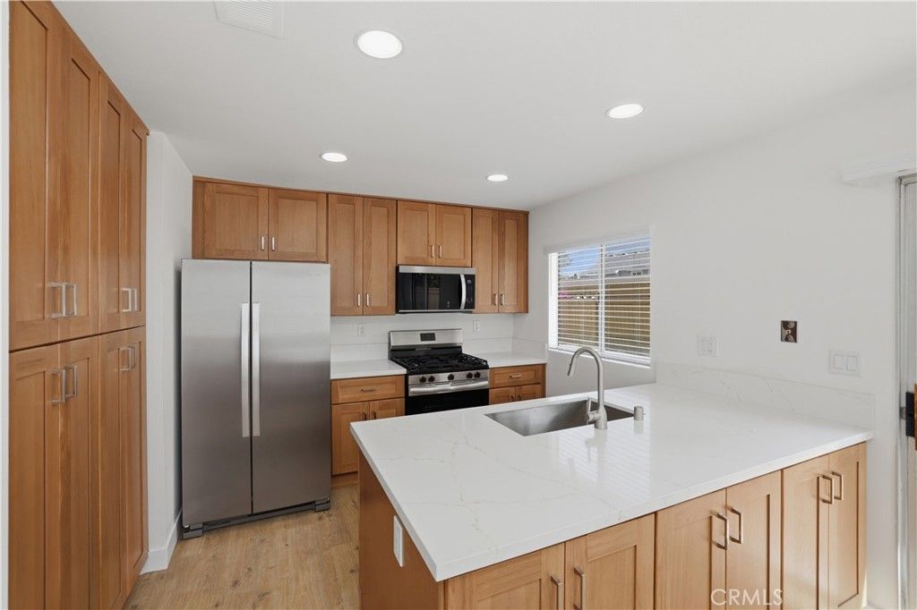 Image 13 of property listing at 11 Fairside, Irvine, CA 92614