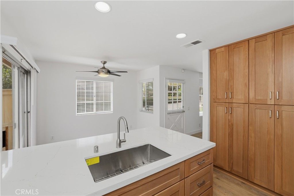 Image 15 of property listing at 11 Fairside, Irvine, CA 92614