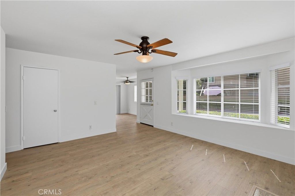 Image 7 of property listing at 11 Fairside, Irvine, CA 92614