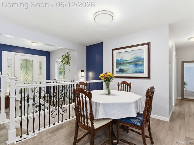 258 Lakeside Drive, Howell, MI 48843