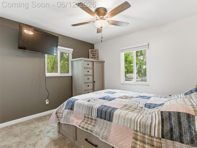 258 Lakeside Drive, Howell, MI 48843