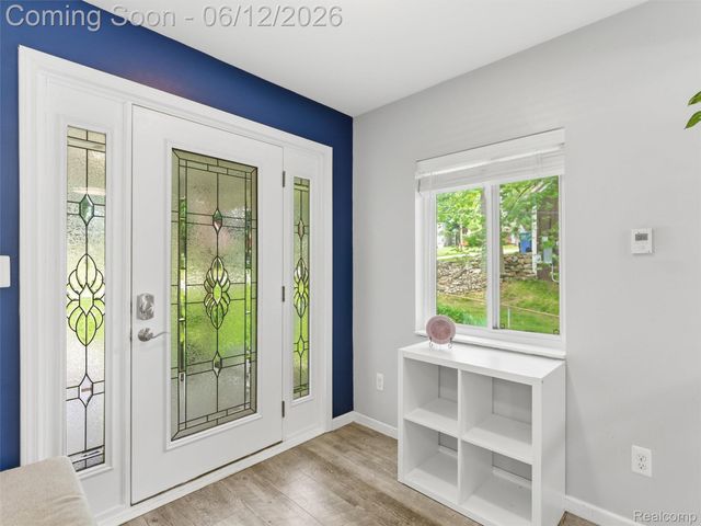 258 Lakeside Drive, Howell, MI 48843