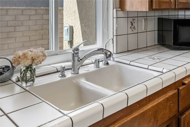 27263 Lakeview, Helendale, CA 92342