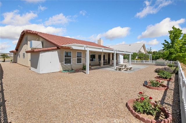 27263 Lakeview, Helendale, CA 92342