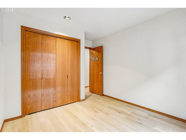 3231 Ne 1ST Pl, Hillsboro, OR 97124
