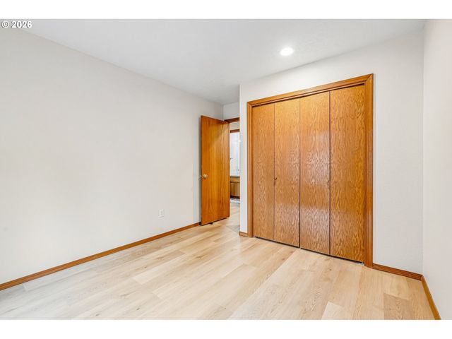 3231 Ne 1ST Pl, Hillsboro, OR 97124