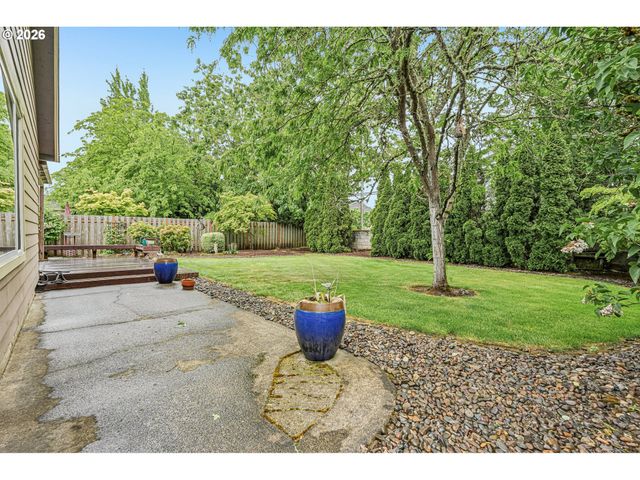 3231 Ne 1ST Pl, Hillsboro, OR 97124