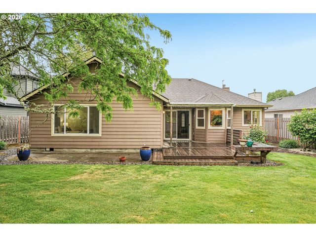 3231 Ne 1ST Pl, Hillsboro, OR 97124