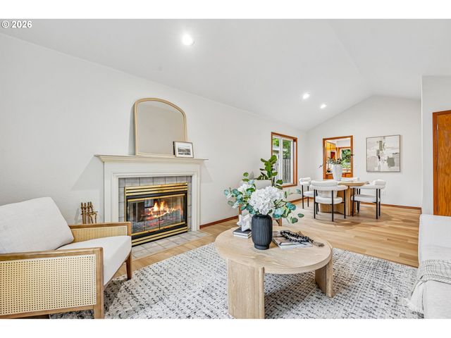3231 Ne 1ST Pl, Hillsboro, OR 97124