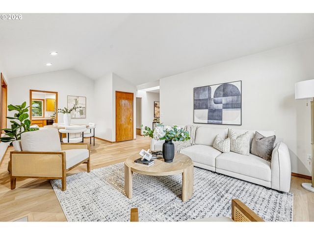 3231 Ne 1ST Pl, Hillsboro, OR 97124