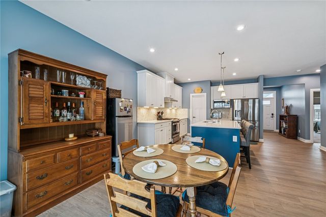 133 Lindana Ct, Ohio Twp, PA 15143