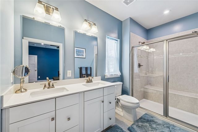 133 Lindana Ct, Ohio Twp, PA 15143