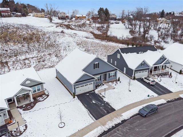 133 Lindana Ct, Ohio Twp, PA 15143