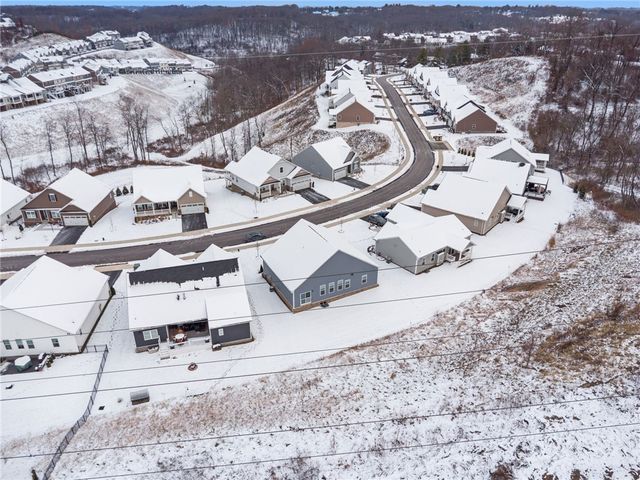 133 Lindana Ct, Ohio Twp, PA 15143