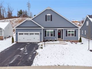 133 Lindana Ct, Ohio Twp, PA 15143