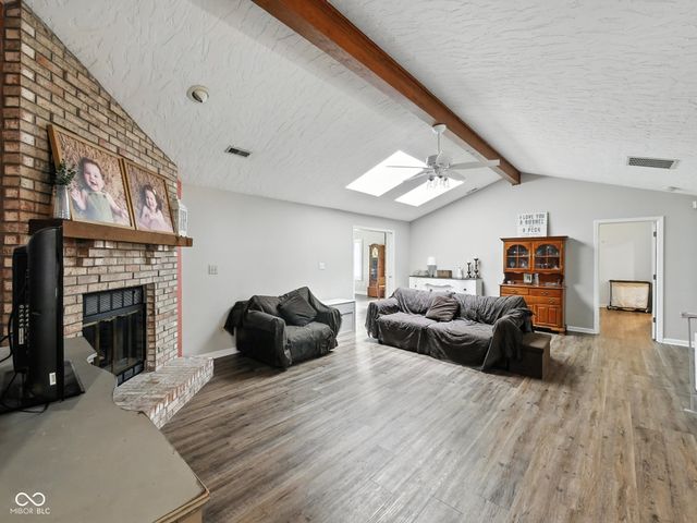 856 Cypress N, Greenwood, IN 46143