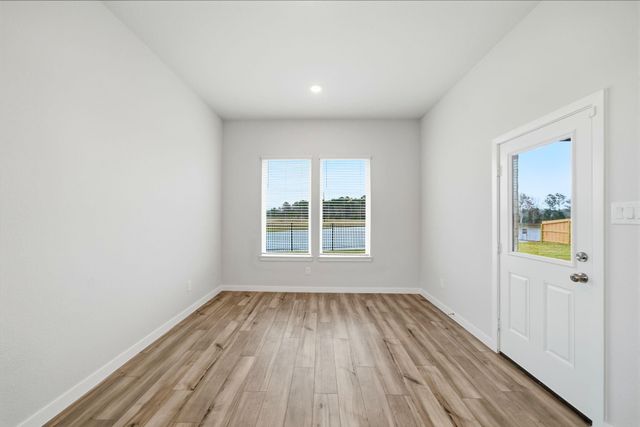 1608 Elm Court, Angleton, TX 77515