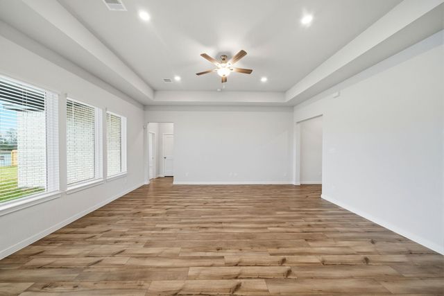 1608 Elm Court, Angleton, TX 77515