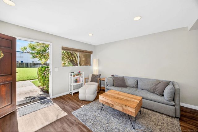 736 N Mollison Ave D, El Cajon, CA 92021