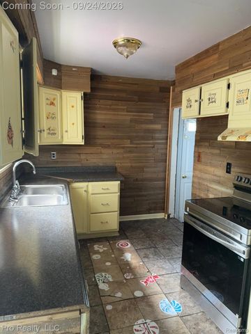 35103 Bayview Street, Westland, MI 48186