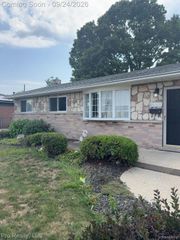 35103 Bayview Street, Westland, MI 48186