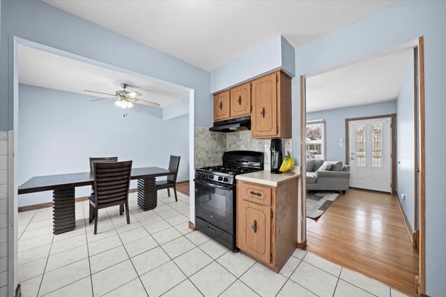 16061 Wabash Avenue, South Holland, IL 60473