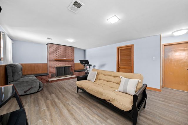 16061 Wabash Avenue, South Holland, IL 60473