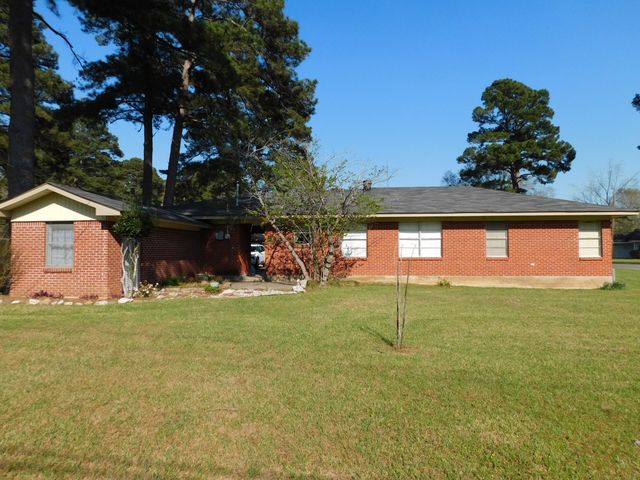 201 NE 8th Street, Springhill, LA 71075
