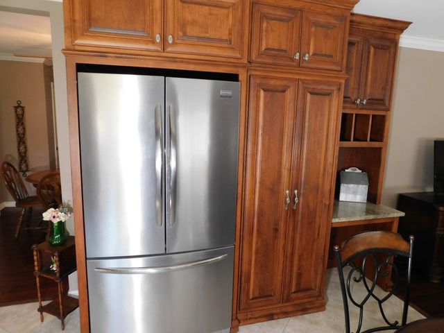 201 NE 8th Street, Springhill, LA 71075