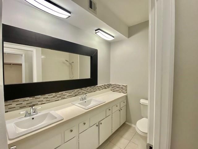 2211 S Braeswood Boulevard 21G, Houston, TX 77030