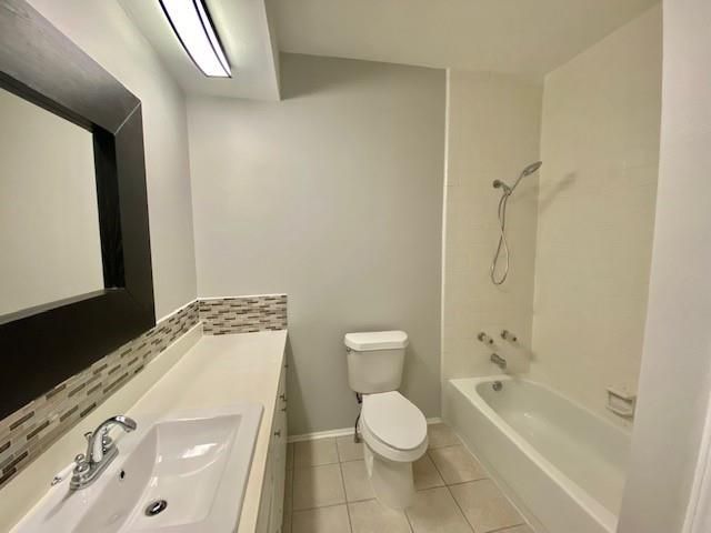 2211 S Braeswood Boulevard 21G, Houston, TX 77030