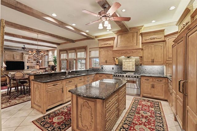 5809 Mistletoe Court, Oklahoma City, OK 73142