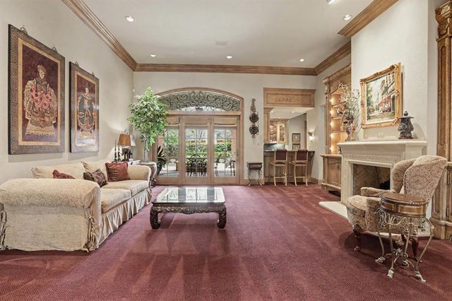 5809 Mistletoe Court, Oklahoma City, OK 73142