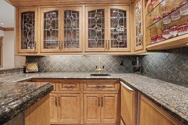 5809 Mistletoe Court, Oklahoma City, OK 73142